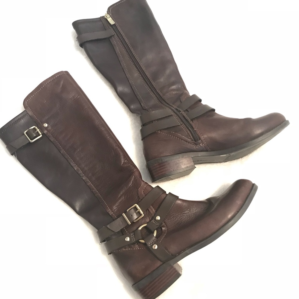 PRE LOVED ❤️ knee high BCBGeneration boots